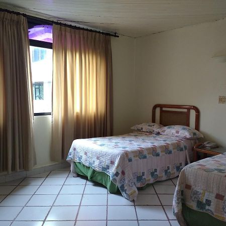 Apartahotel Miramar San Andrés Buitenkant foto