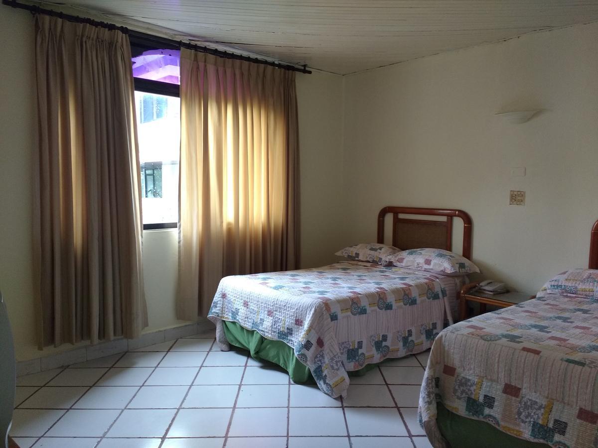 Apartahotel Miramar San Andrés Buitenkant foto