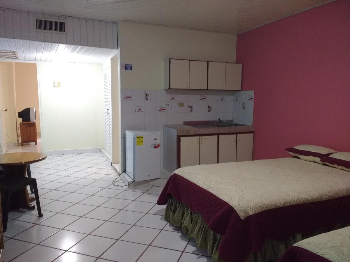 Apartahotel Miramar San Andrés Buitenkant foto