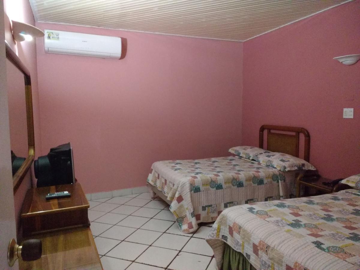 Apartahotel Miramar San Andrés Buitenkant foto