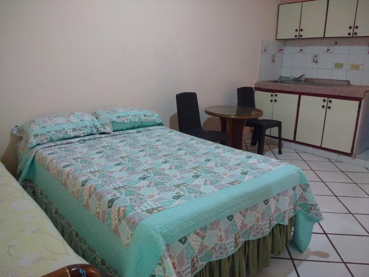 Apartahotel Miramar San Andrés Buitenkant foto