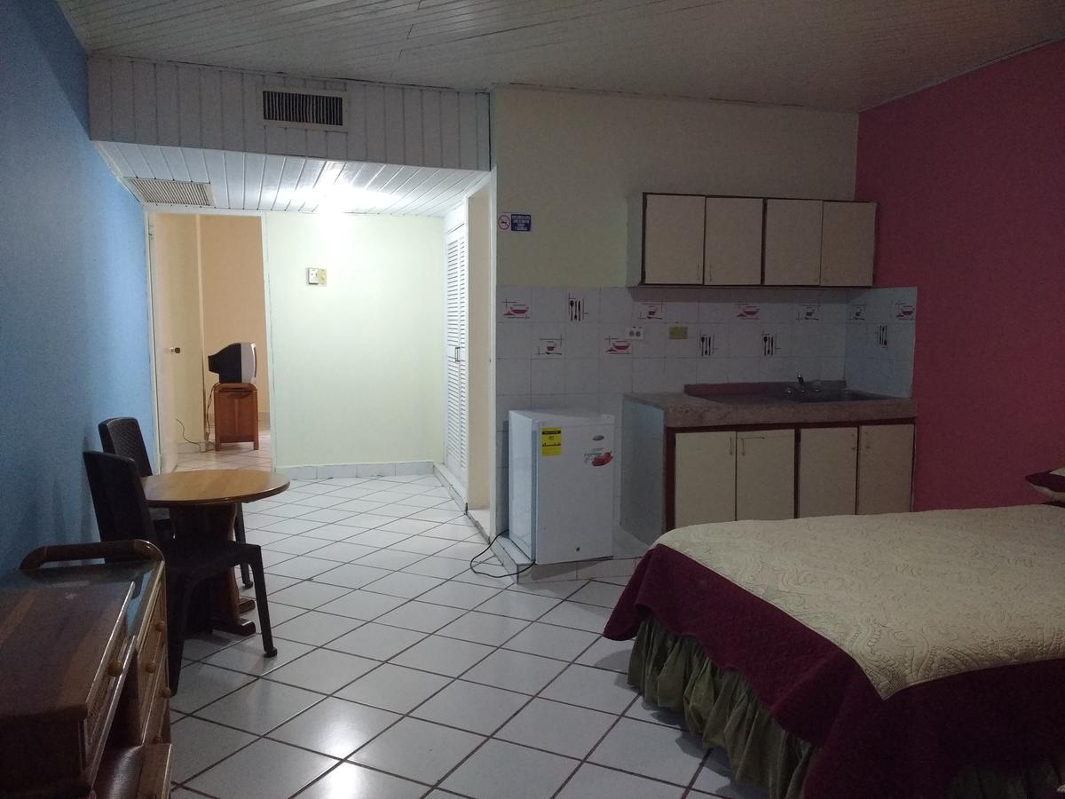 Apartahotel Miramar San Andrés Buitenkant foto